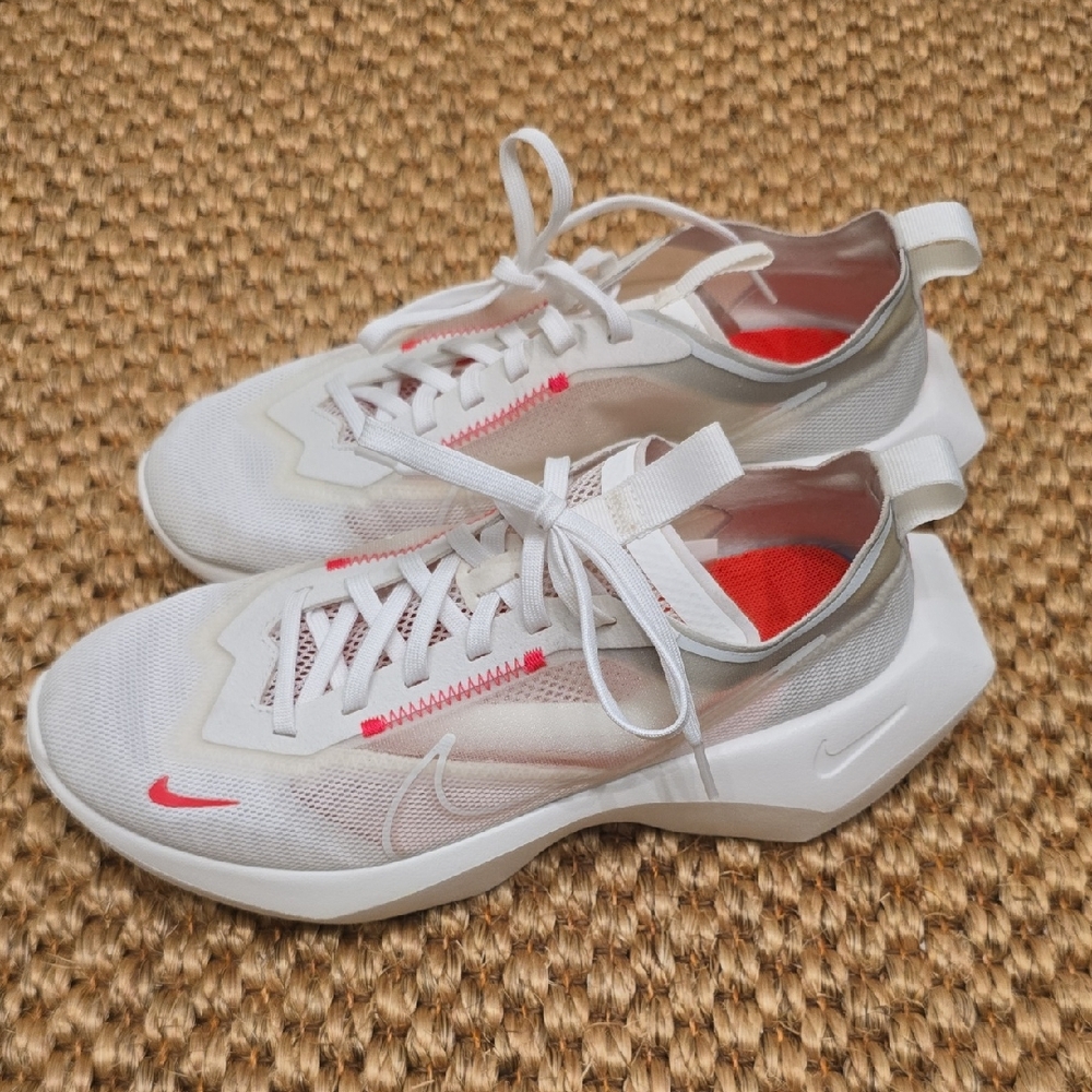 Nike Women's White and Red Athletic Sneakers